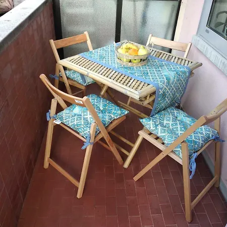 Al Faro Di Appartement *